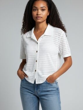 Hurley White Eyelet Button-Down Collared Top